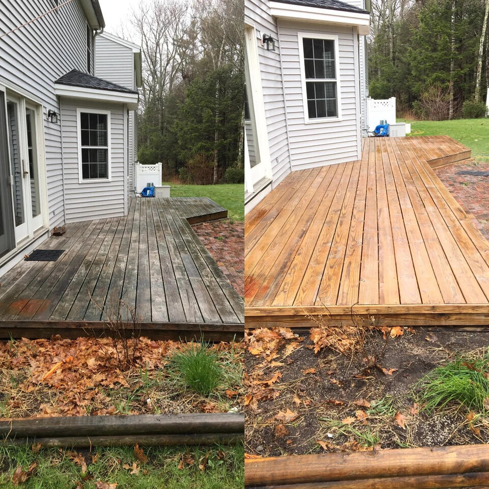 Before and after of power washing a wooden deck in Munster, Indiana